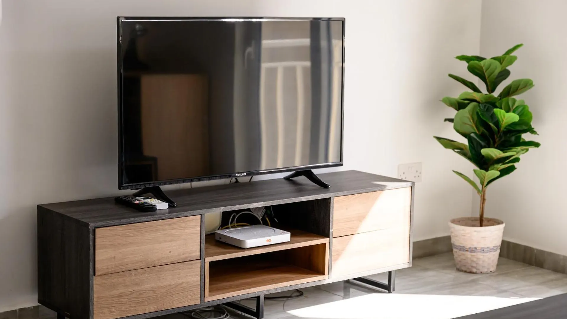 Alloggio in famiglia F11 Room 2, Private Room Two Single Beds Shared Bathroom In Shared Flat Msida Malta