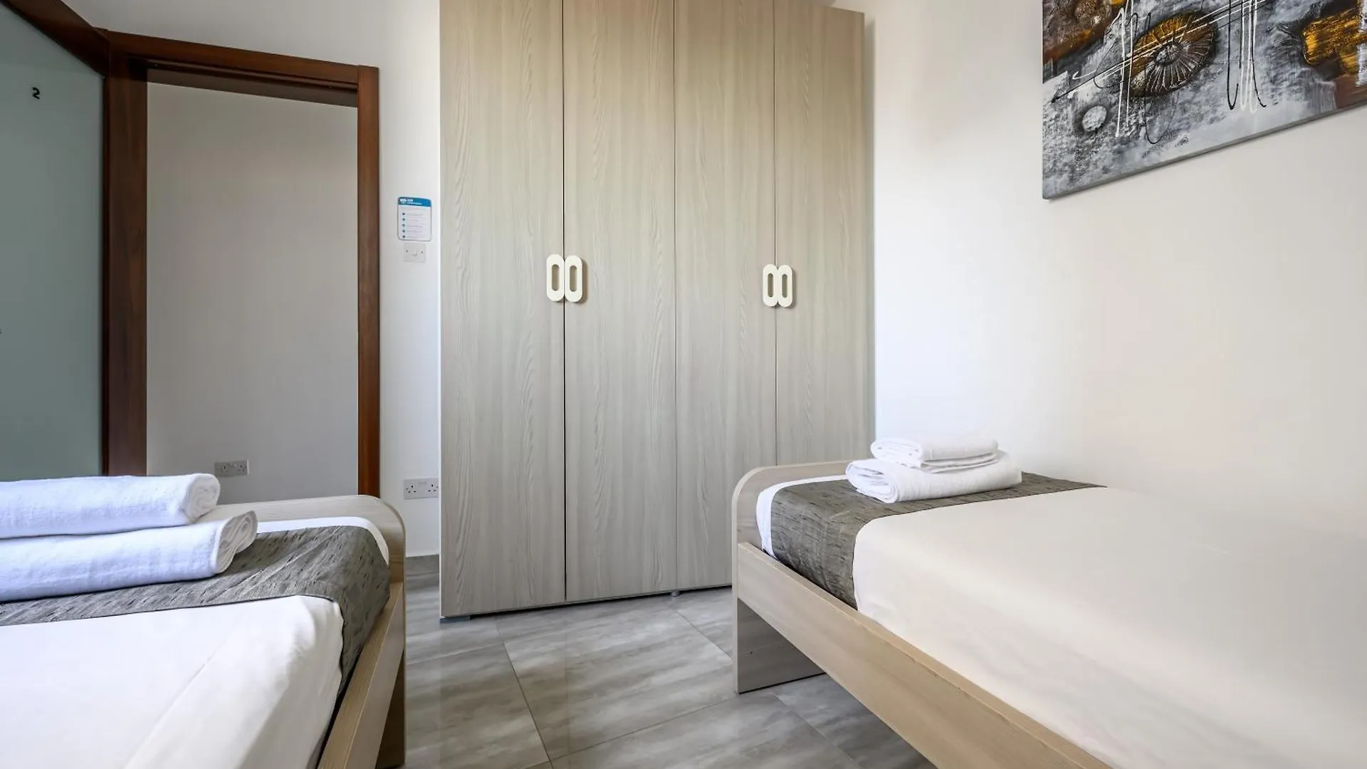 Alloggio in famiglia F11 Room 2, Private Room Two Single Beds Shared Bathroom In Shared Flat Msida