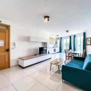  Aparthotel Msida Central Suites